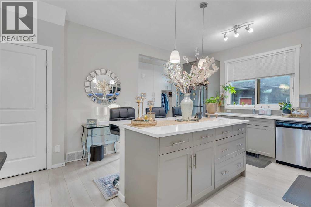 165 Savanna Street NE - 10