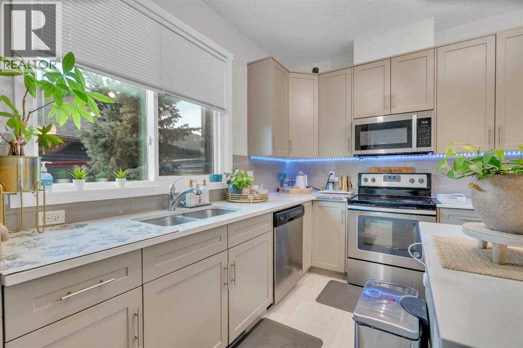 165 Savanna Street NE - 11