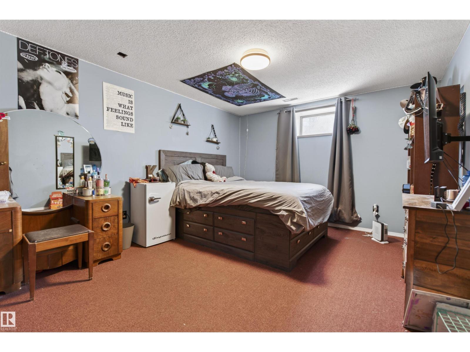4204 43A Ave - 18