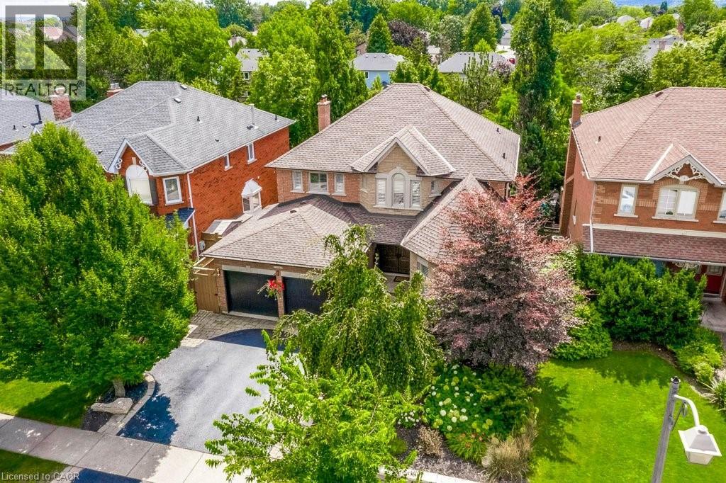 2080 MCKERLIE Crescent - 35