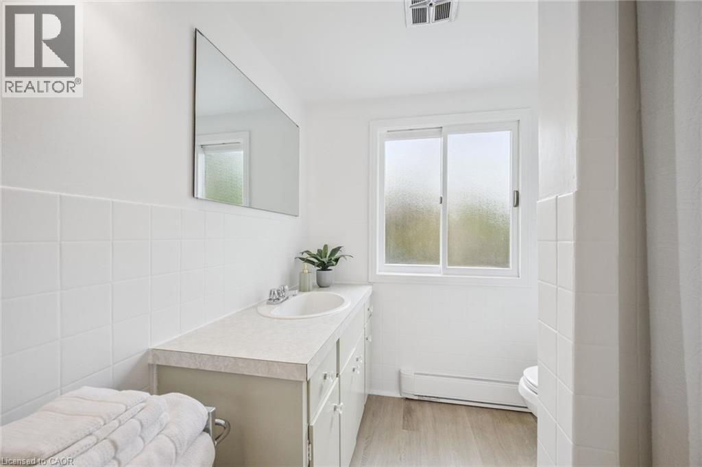 186 FORSYTH Drive - 30
