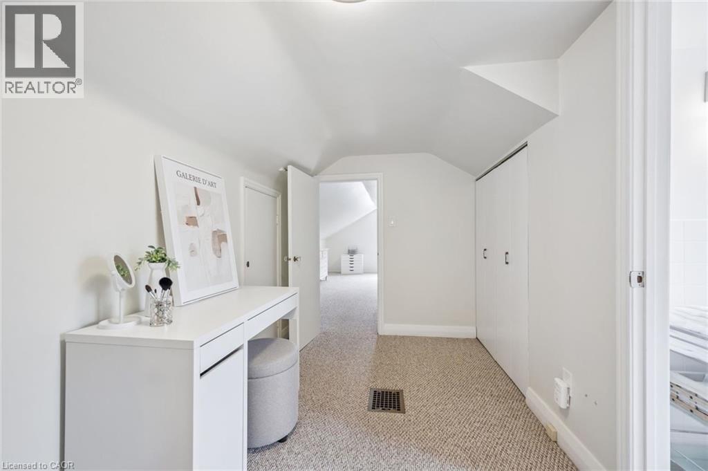 186 FORSYTH Drive, Waterloo, Ontario, N2L1A2 — Photo 27
