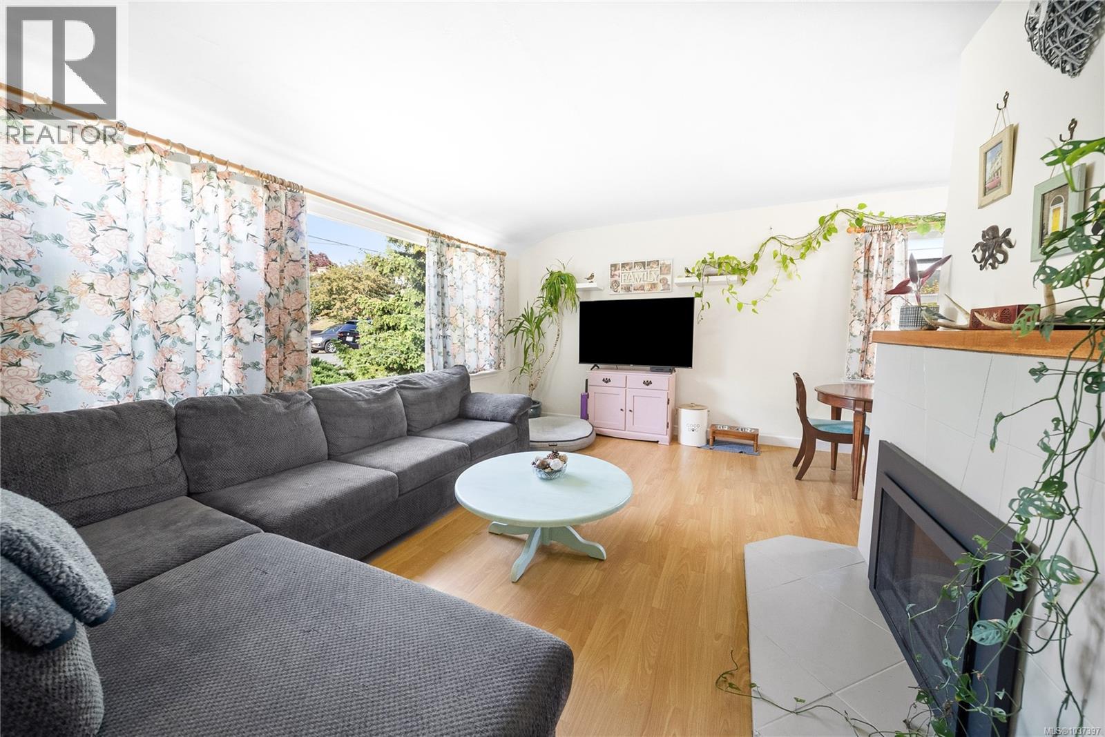 443 Aysgarth St - 10
