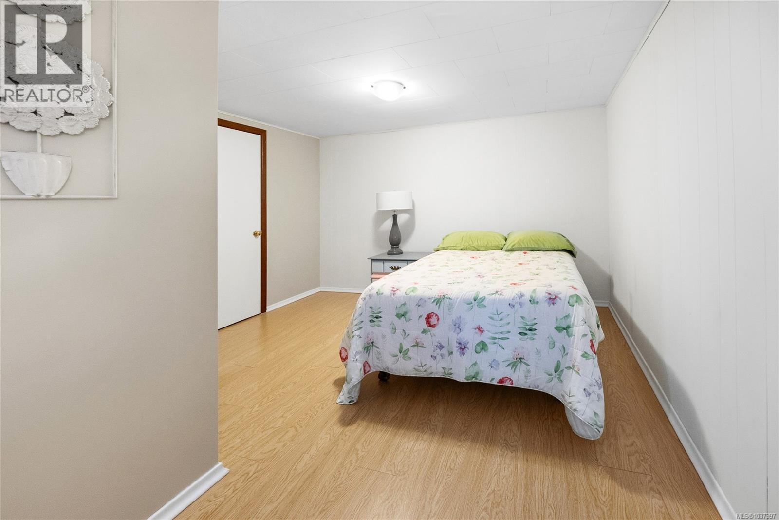 443 Aysgarth St - 23