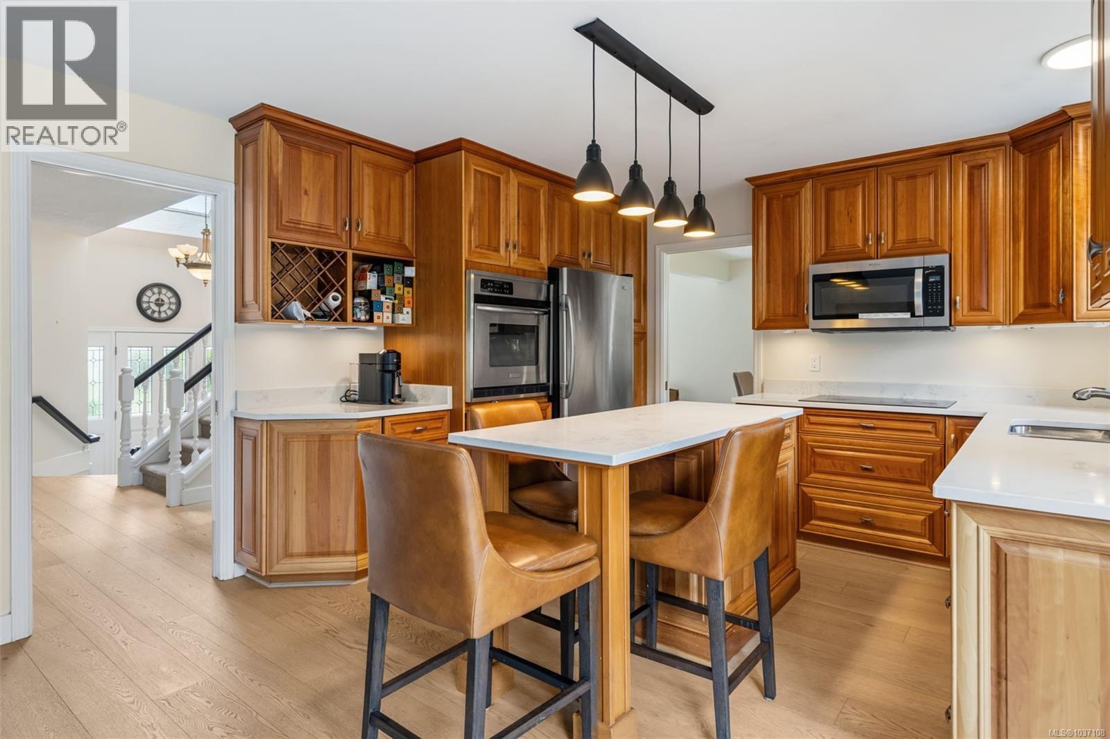 866 CAMBRIA WOOD Crt - 10