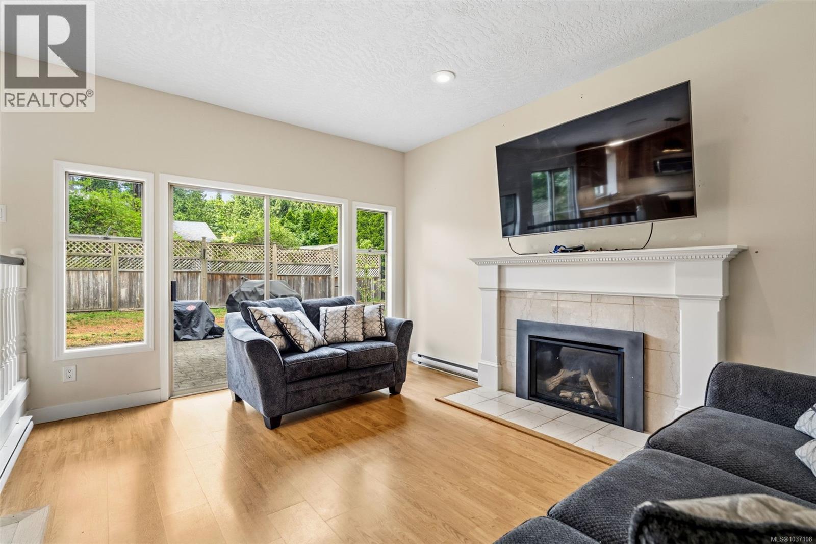866 CAMBRIA WOOD Crt, Saanich