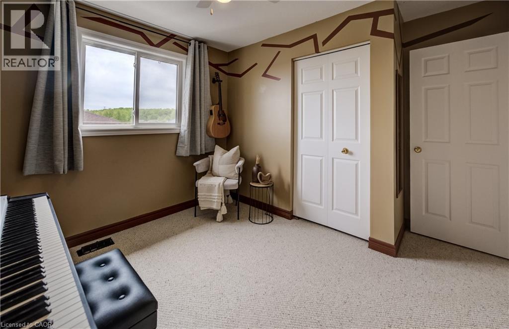 124 PROSPERITY Drive - 24