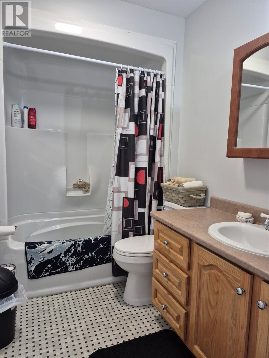 164 Main Street - 13