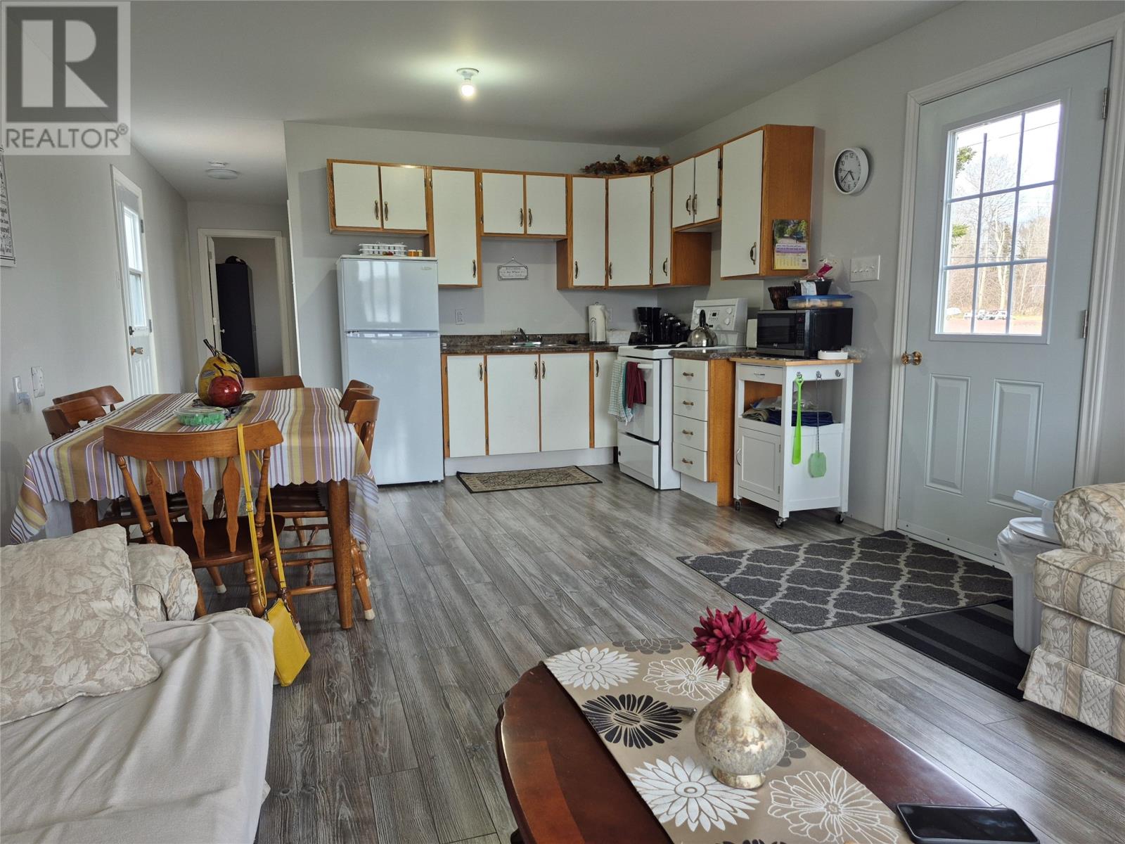 164 Main Street - 6
