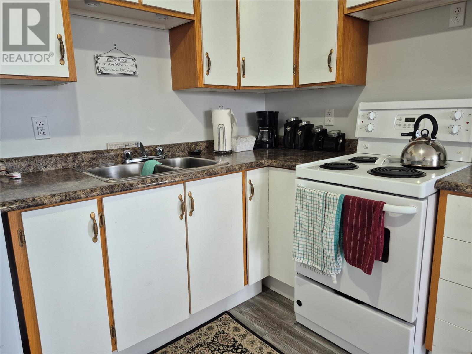 164 Main Street - 9