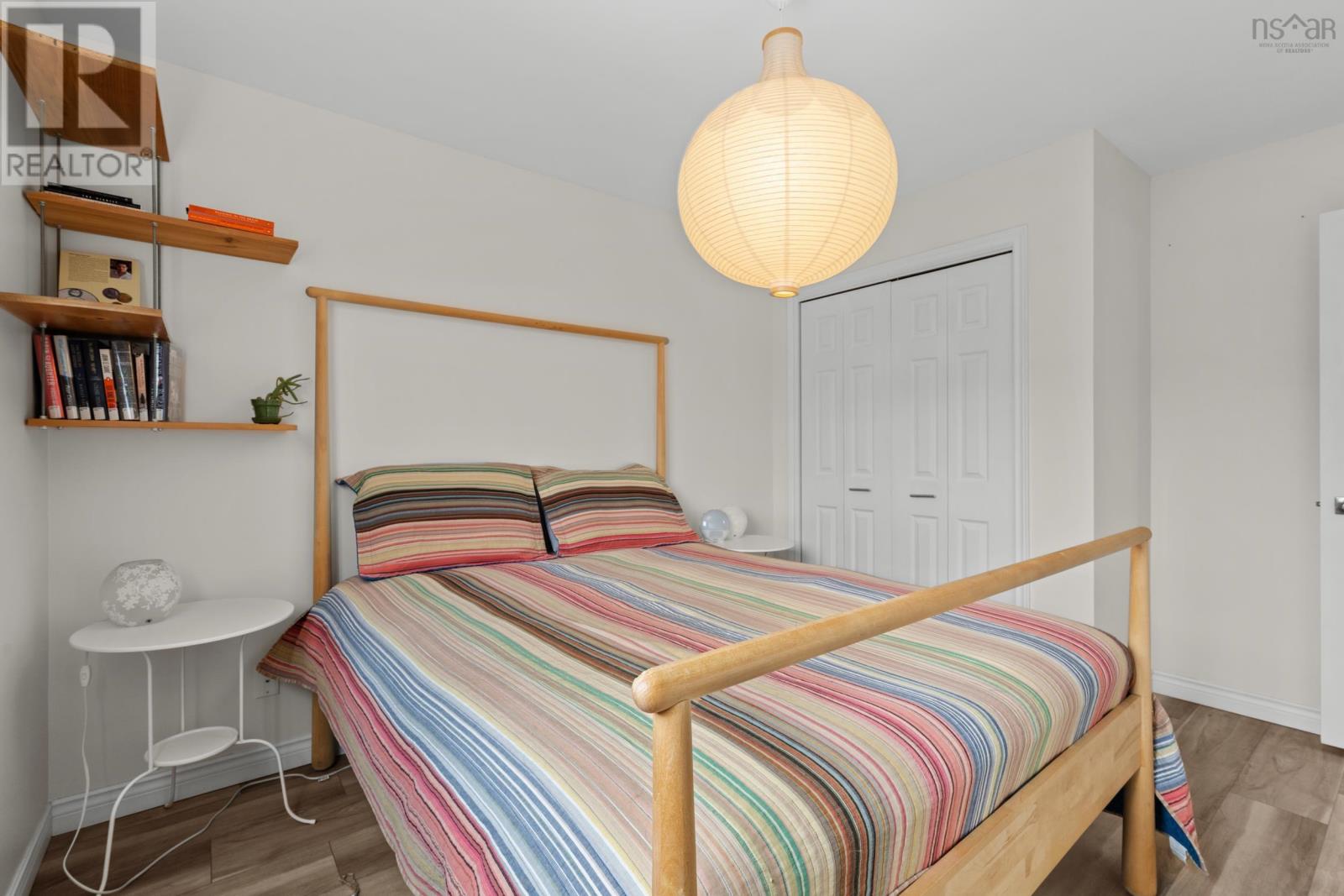 162 Sunnyvale Crescent - 19