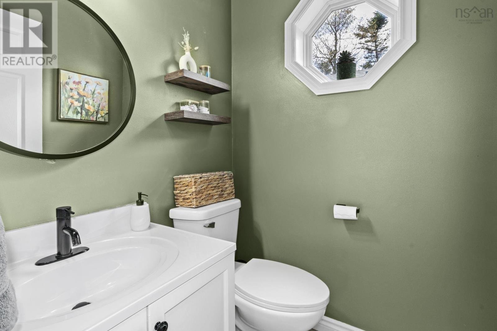 151 Jeep Crescent - 23