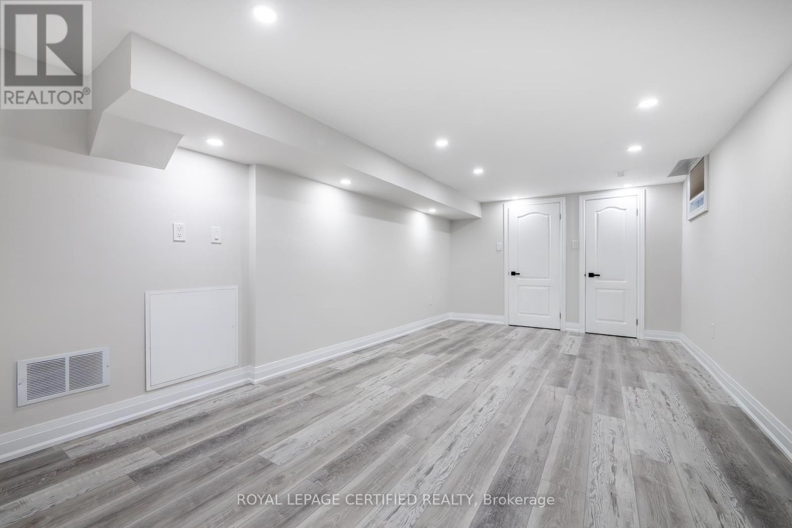 4174 TRELLIS CRESCENT - 35