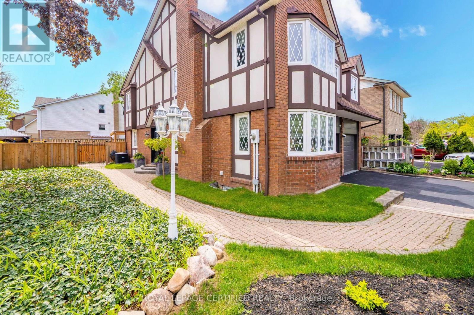 4174 TRELLIS CRESCENT - 6