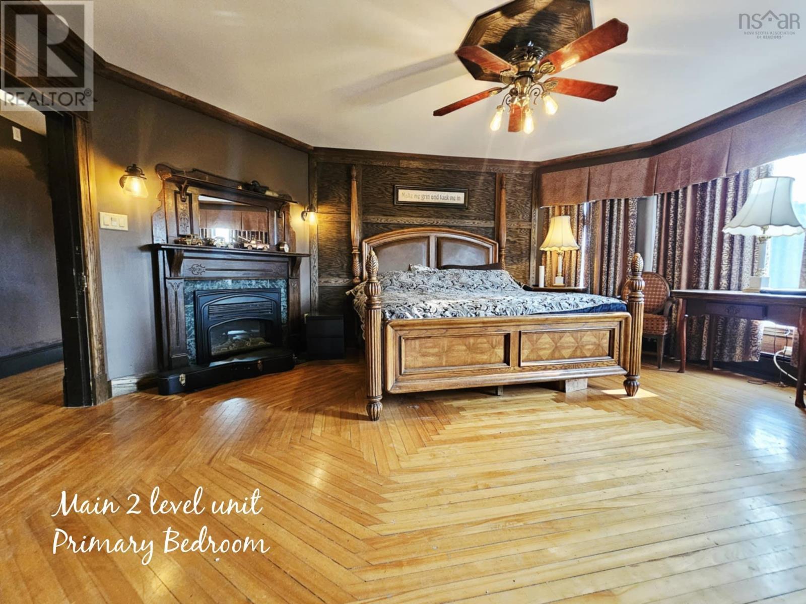 435 Prince Street - 34