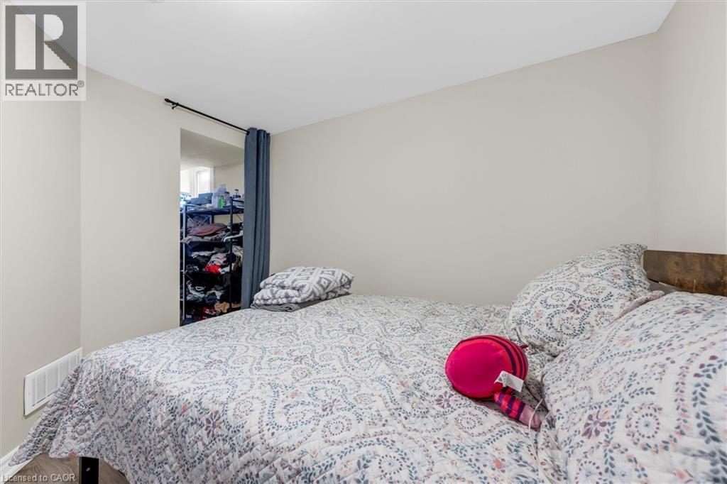 46 BEACONSFIELD Drive, Hamilton, Ontario, L8T2W9 — Photo 10