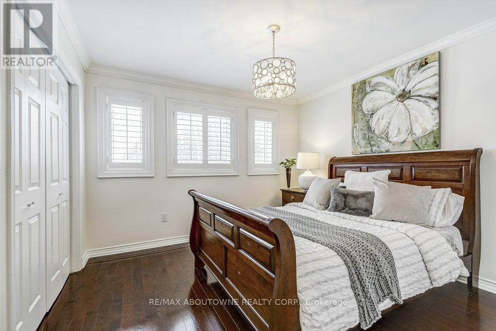 2080 MCKERLIE CRESCENT - 28