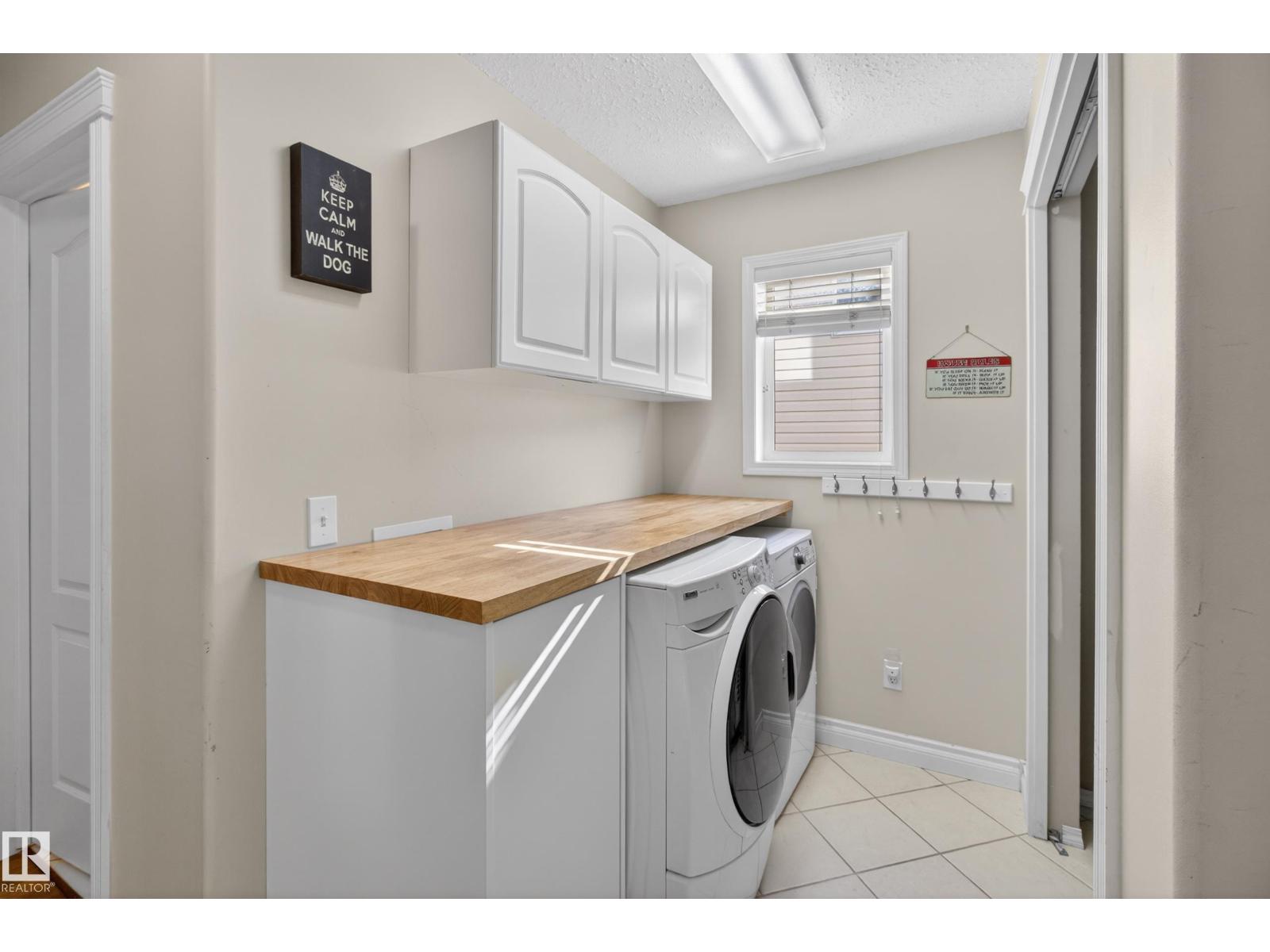 677 MEADOWVIEW CR S - 29