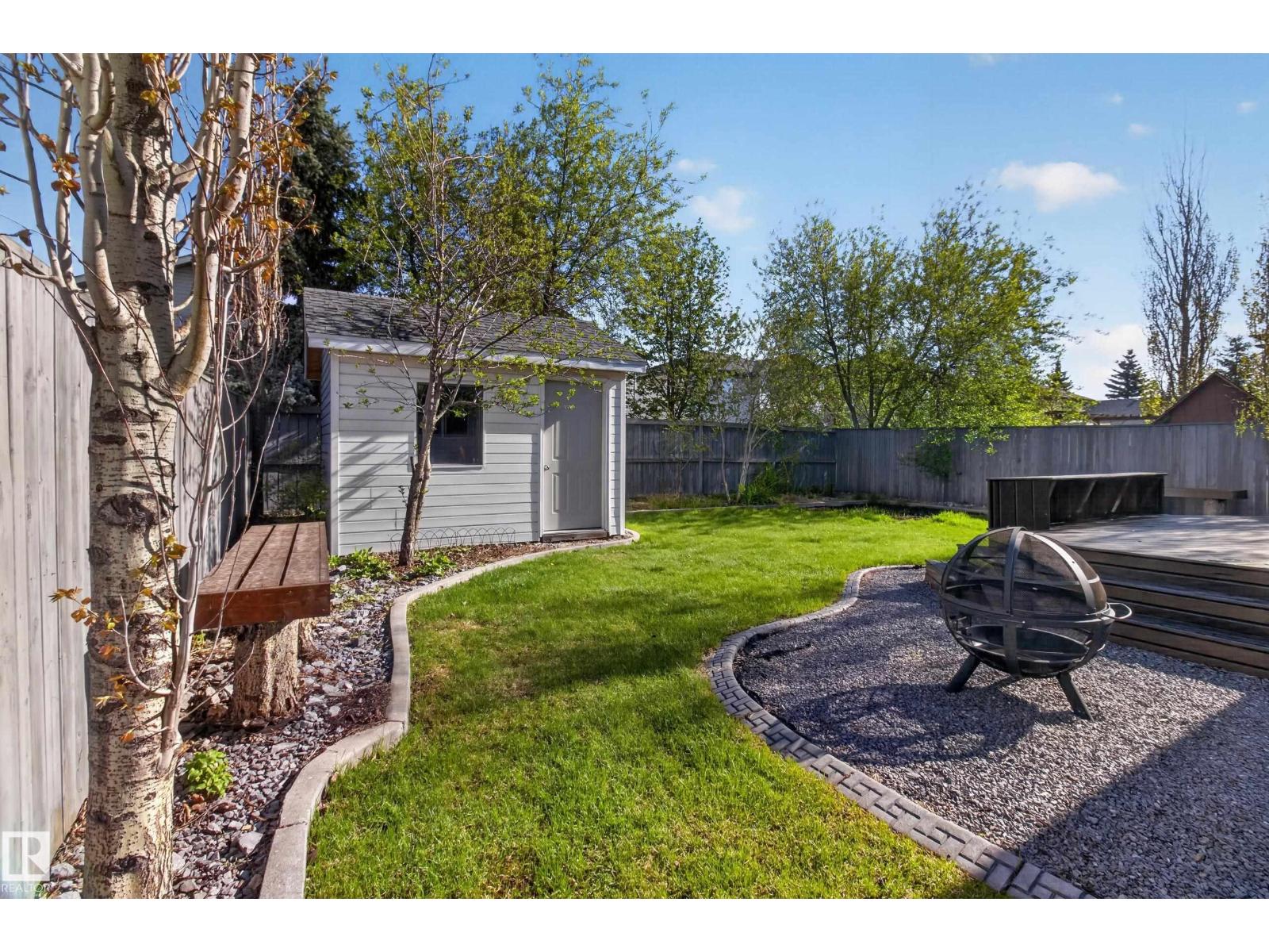 677 MEADOWVIEW CR S - 67