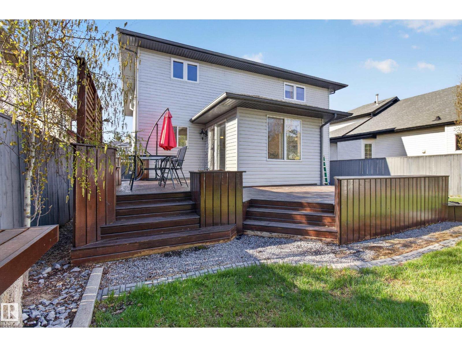 677 MEADOWVIEW CR S - 71
