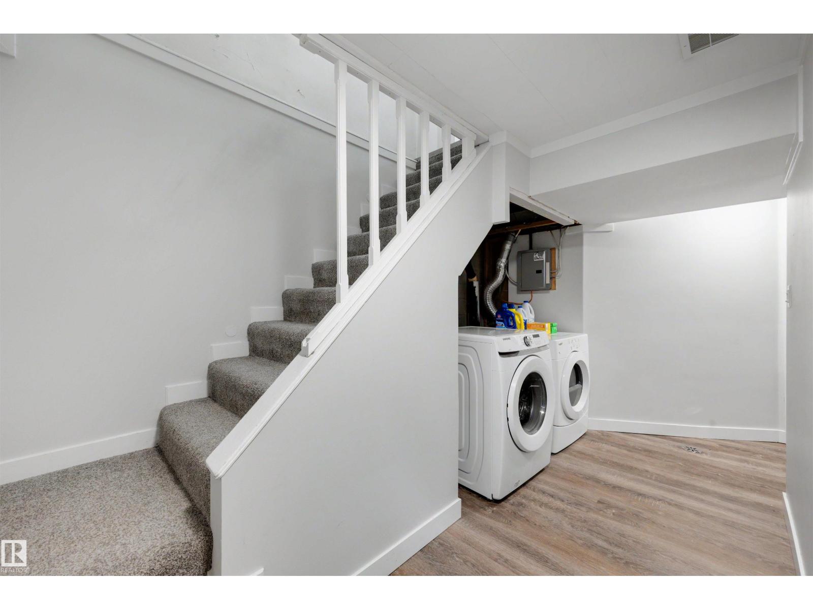 11417 91 ST NW - 16