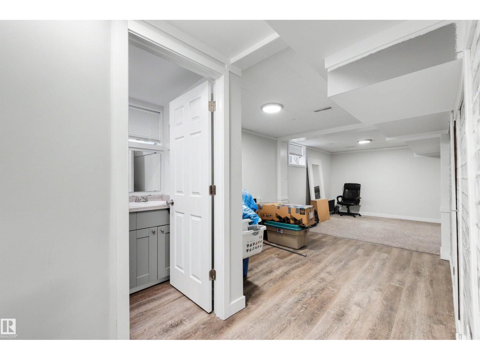 11417 91 ST NW - 21