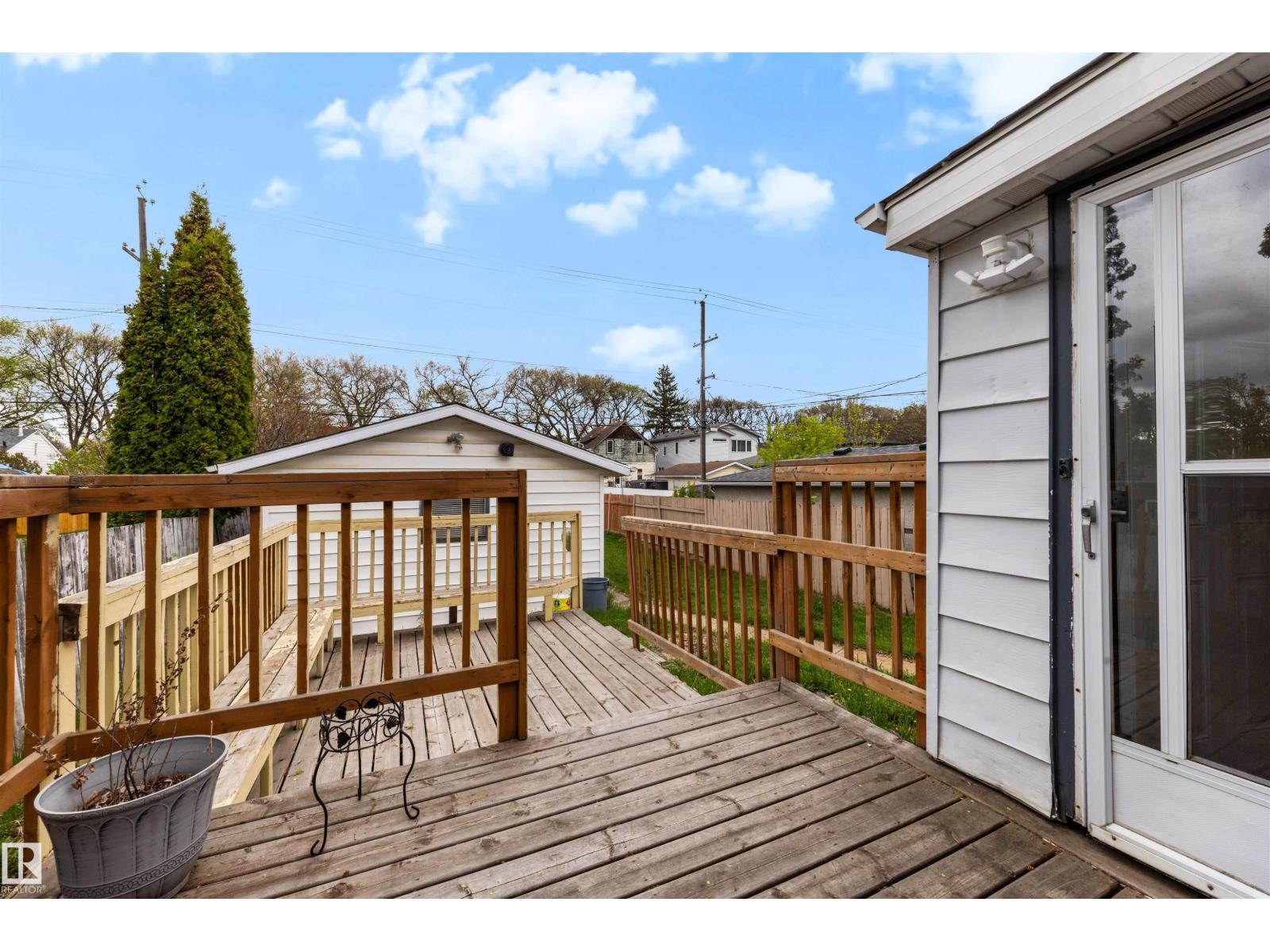 11417 91 ST NW - 28