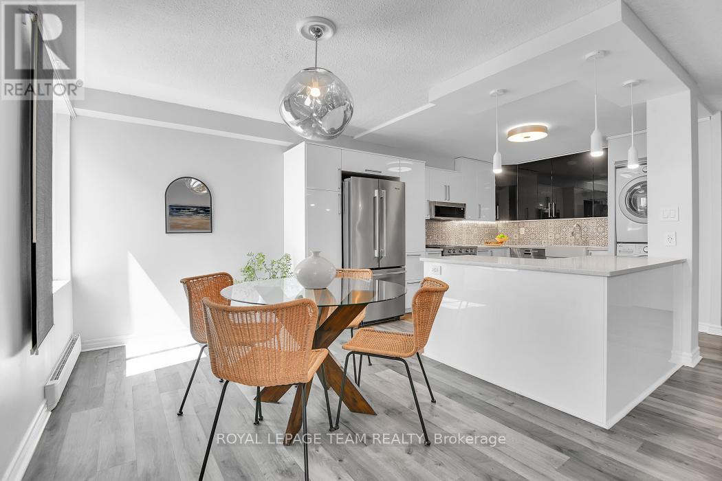 #1004 141 SOMERSET STREET W - 14