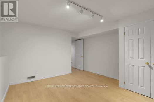 221 DESROSIERS STREET - 23
