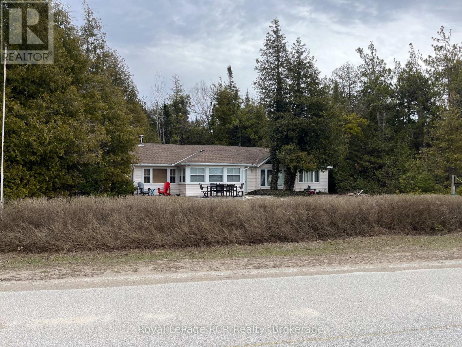 1371 2ND AVENUE - 2