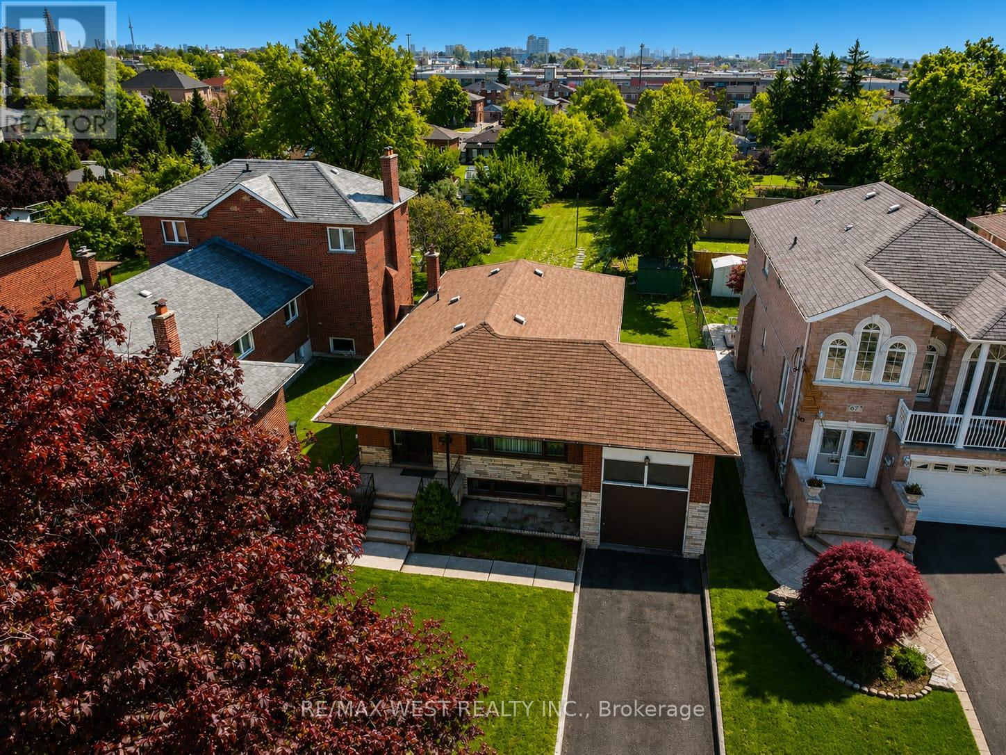 65 NORTH PARK DRIVE - Image 2