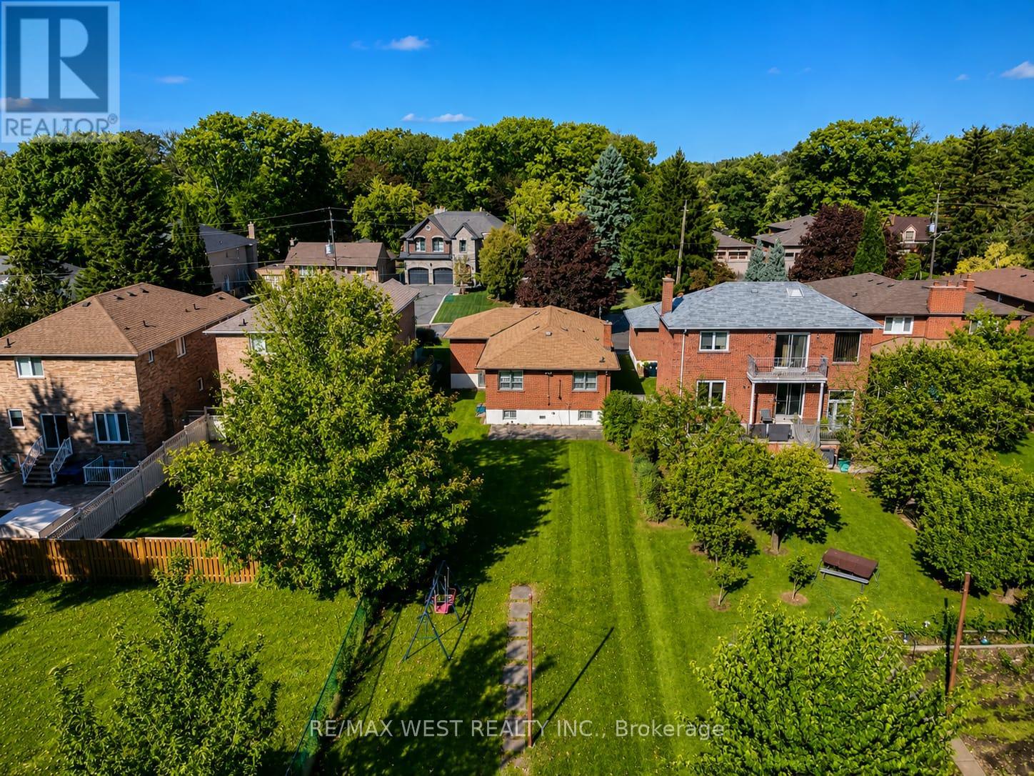 65 NORTH PARK DRIVE - 48