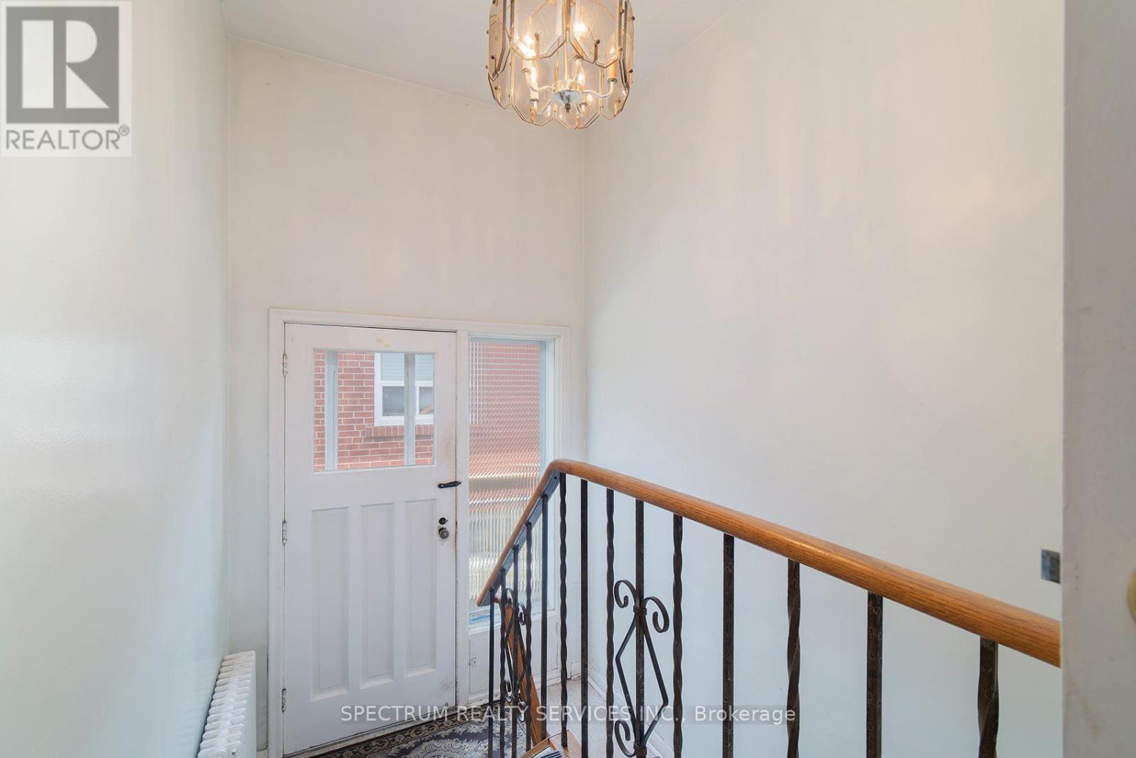 22 BARKSDALE AVENUE - 30