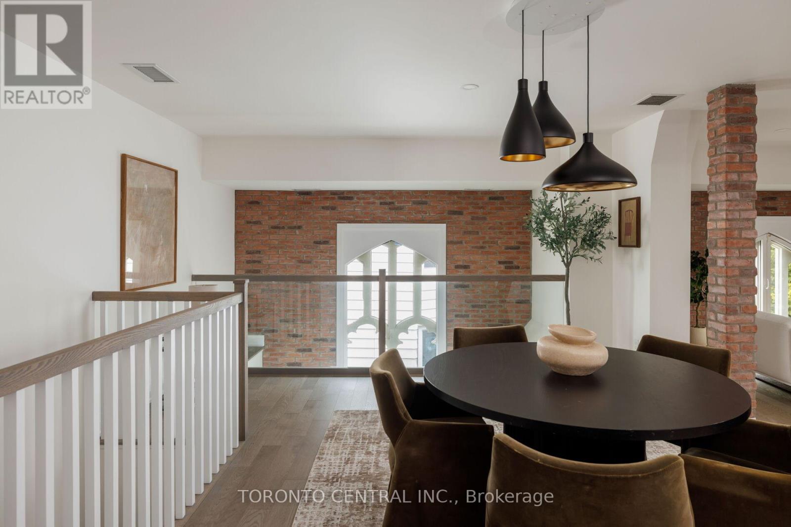 #2 175 JONES AVENUE - 8