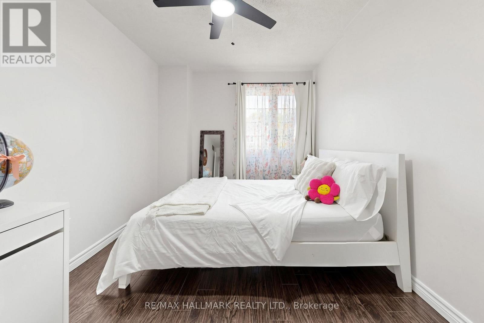 #189 10 BASSETT BOULEVARD - 21