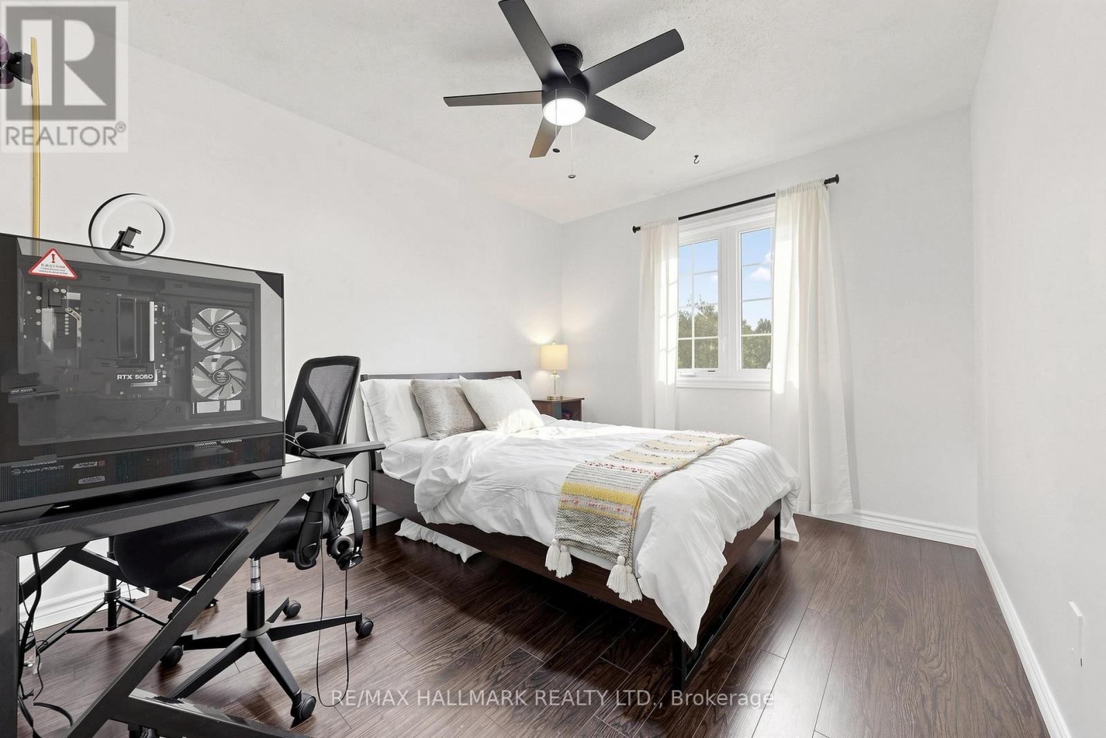 #189 10 BASSETT BOULEVARD - 22