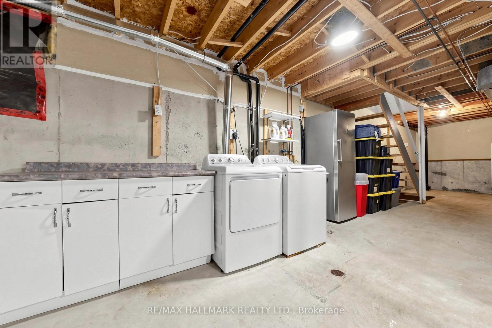 #189 10 BASSETT BOULEVARD - 29