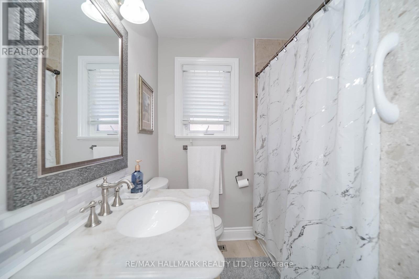 20 ELINOR AVENUE - 26