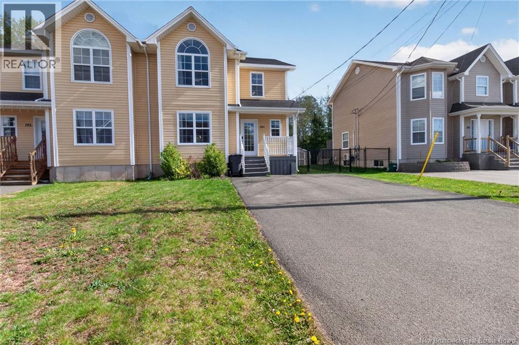 104 Chianti Street - 2