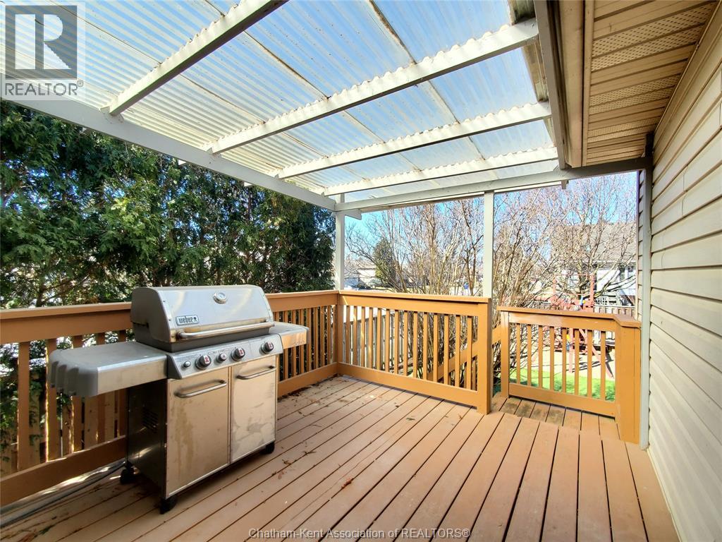 147 Garden Path - 10
