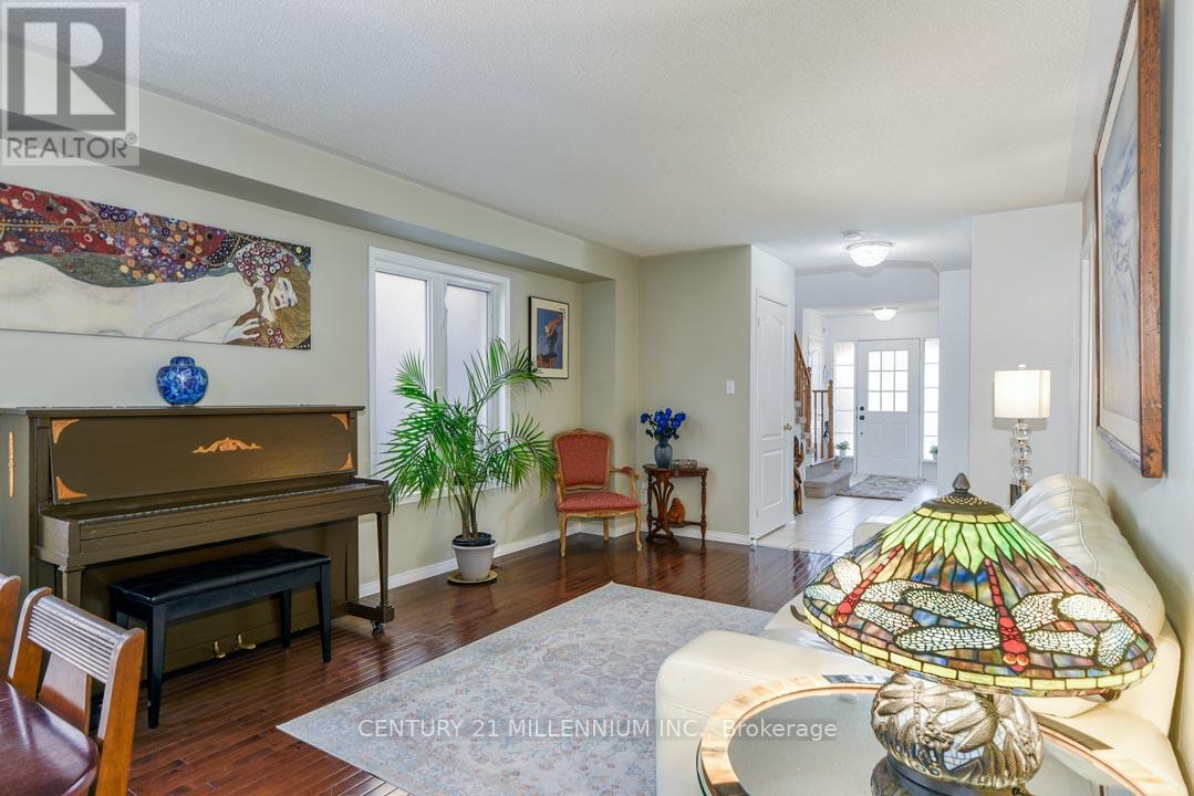 42 SWEET CLOVER CRESCENT - 10