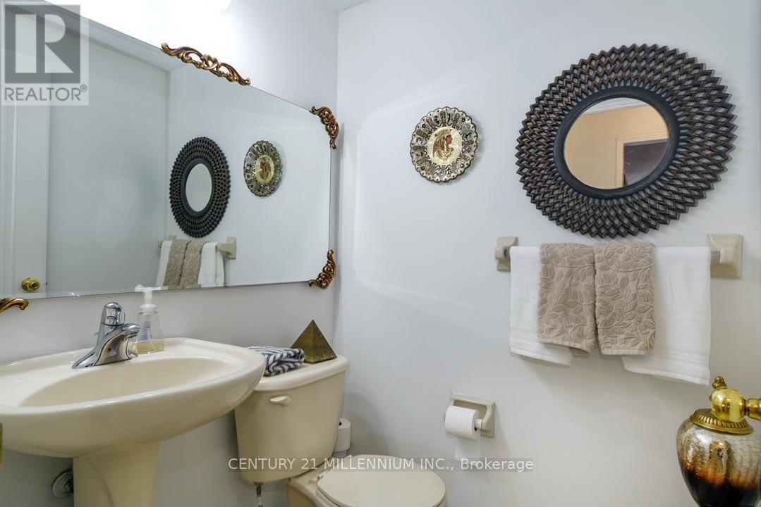 42 SWEET CLOVER CRESCENT - 19