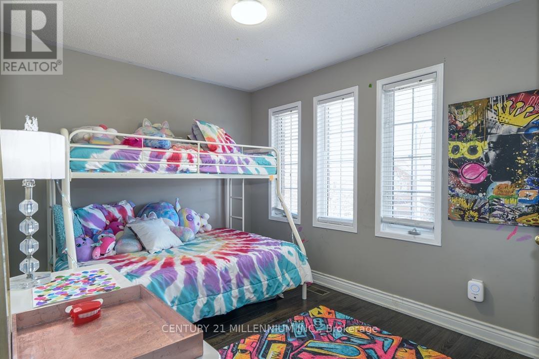 42 SWEET CLOVER CRESCENT - 26