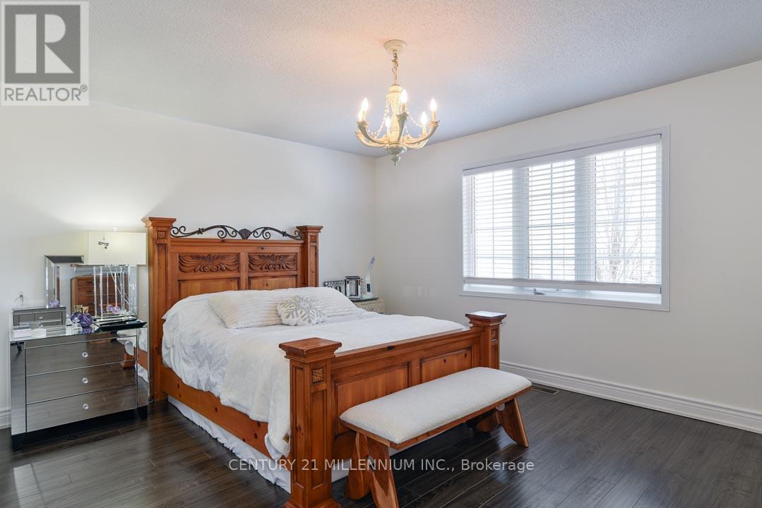 42 SWEET CLOVER CRESCENT - 30