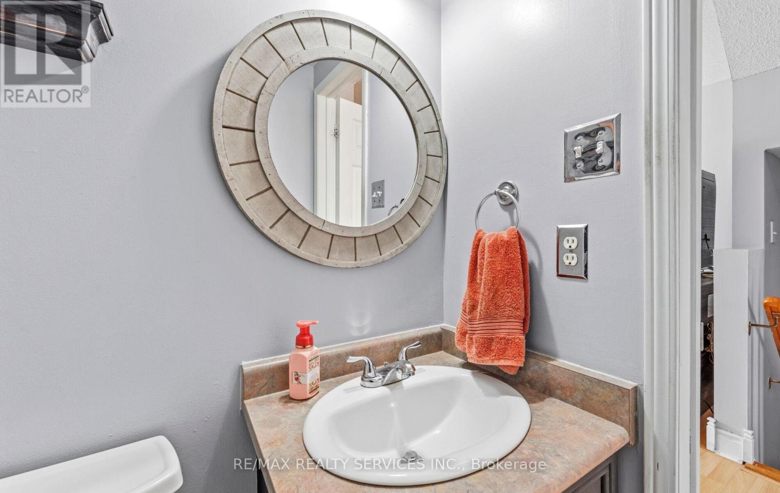 #68 200 CRESTHAVEN ROAD - 24