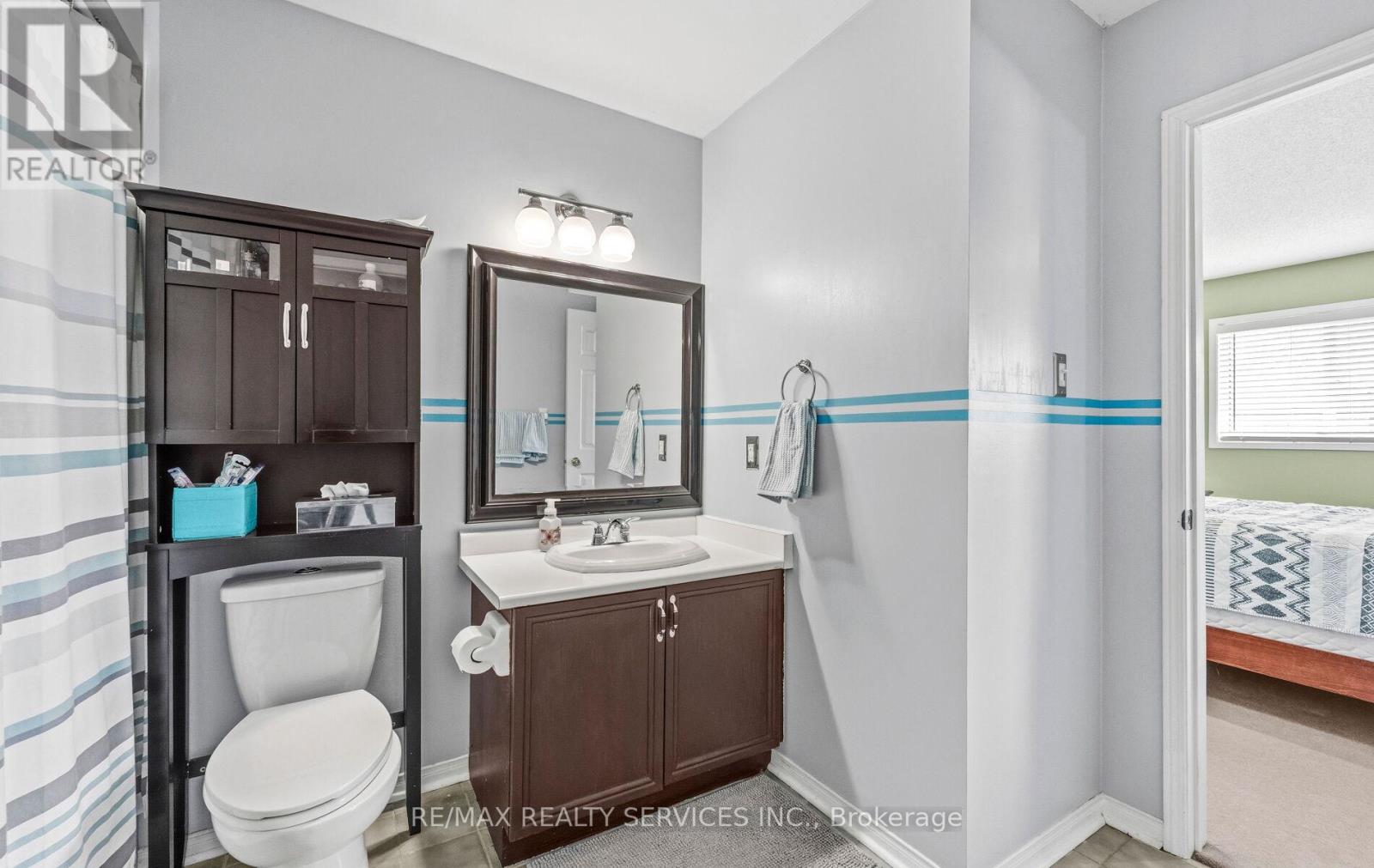 #68 200 CRESTHAVEN ROAD - 32