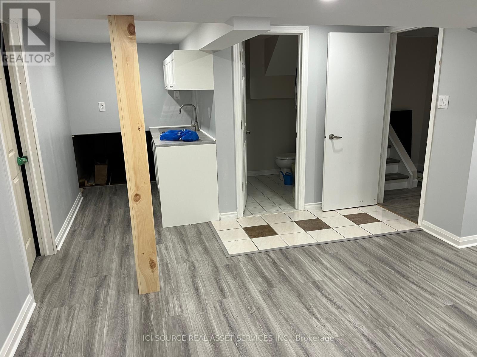 2 CARIBOU AVENUE - 17
