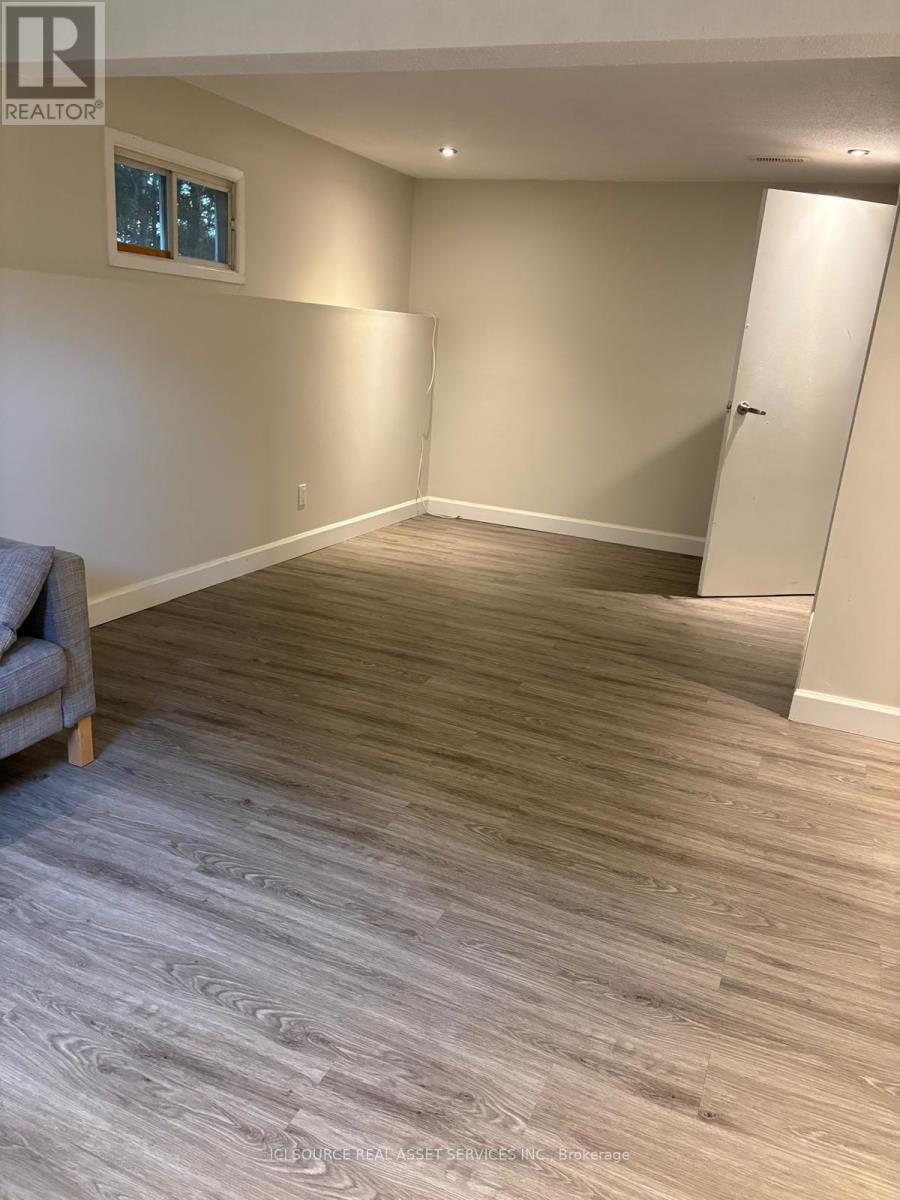 2 CARIBOU AVENUE - 24