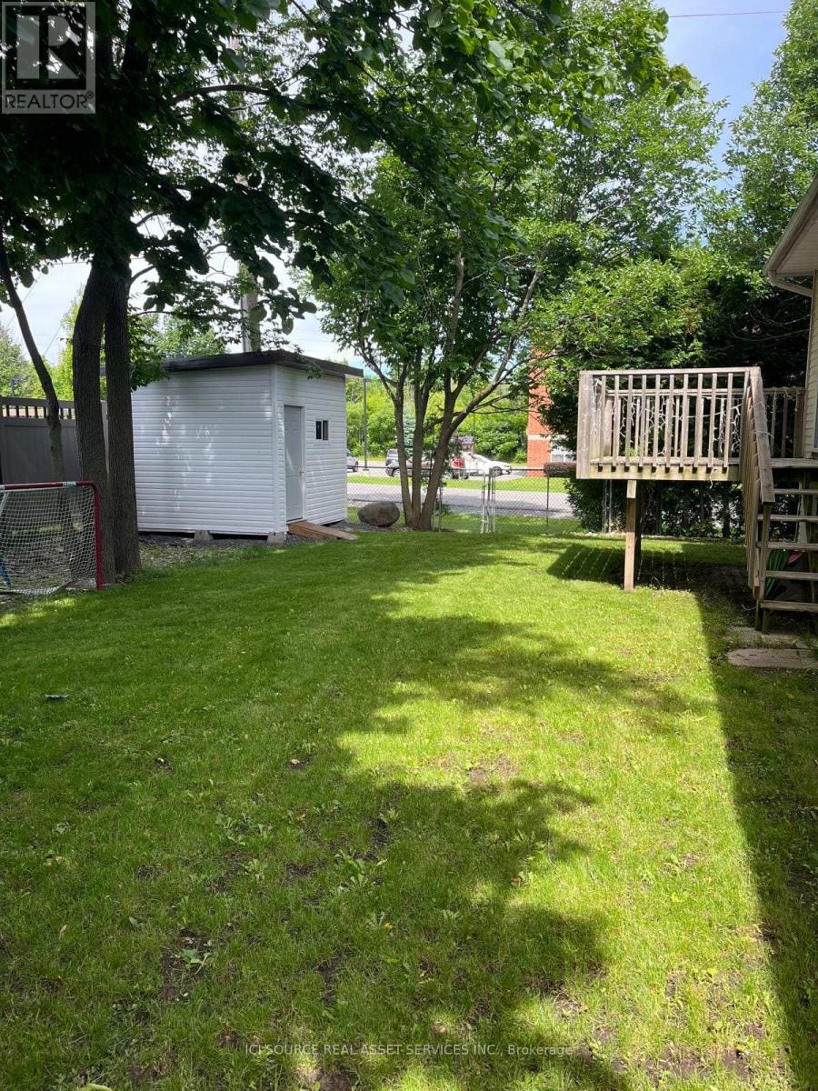 2 CARIBOU AVENUE - 27