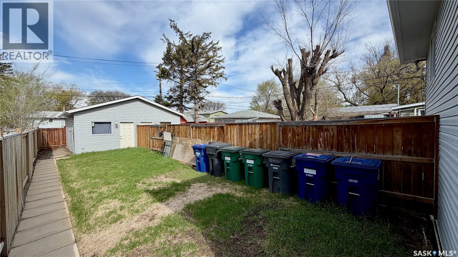 #215 V AVENUE N - 21